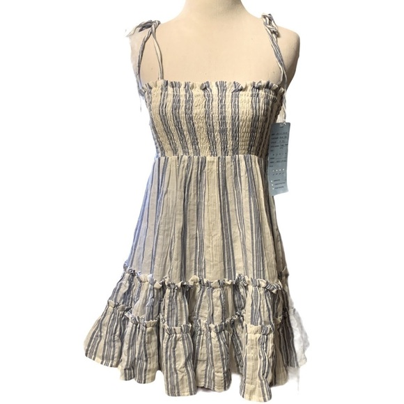 Trend Studio blue and white sundress, elastic body - Picture 1 of 9